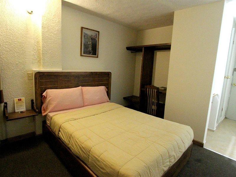 Hb Express Hotel Tlaxcala Extérieur photo